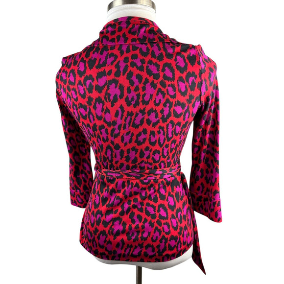 Diane Von Furstenberg Vintage Jill Top Silk Wrap Leopard Print Blouse Size 8 - Picture 9 of 15